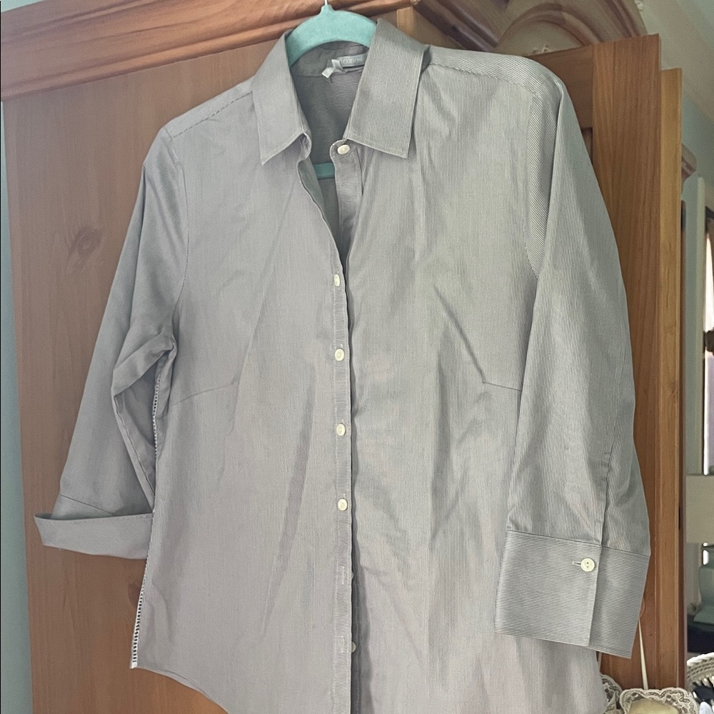 Ladies Classic Light Gray Long-Sleeve Dress Shirt